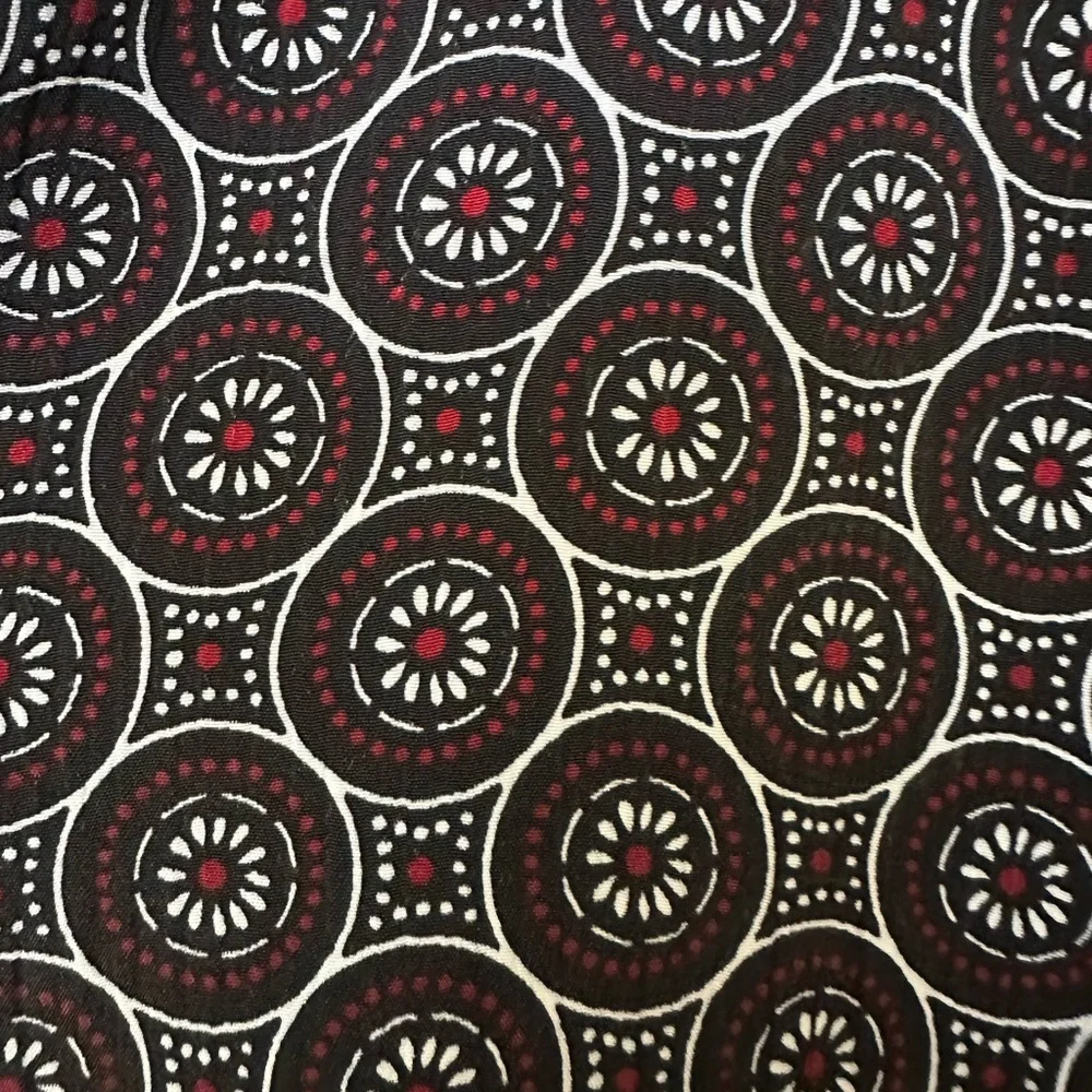 Vintage Donnkenny Black and White Geometric Floral Blouse size Large - Picture 2 of 5